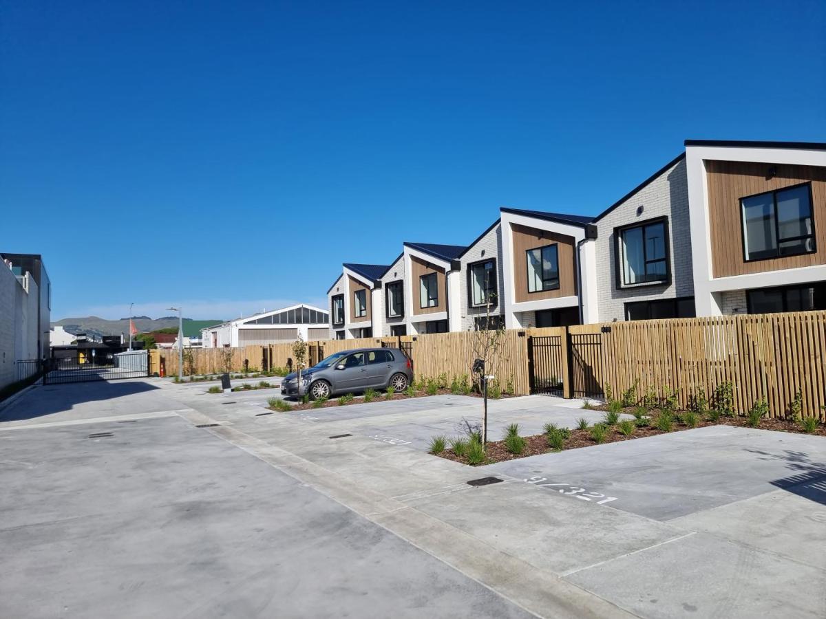 Addington Townhouse With Carpark 8Mins Walk To Hagley Park South Villa Christchurch Exterior photo
