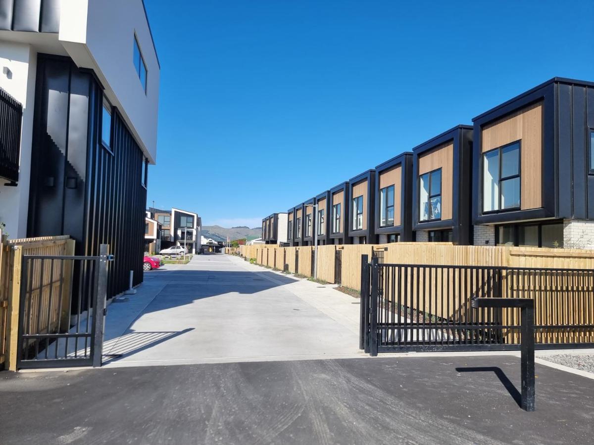 Addington Townhouse With Carpark 8Mins Walk To Hagley Park South Villa Christchurch Exterior photo